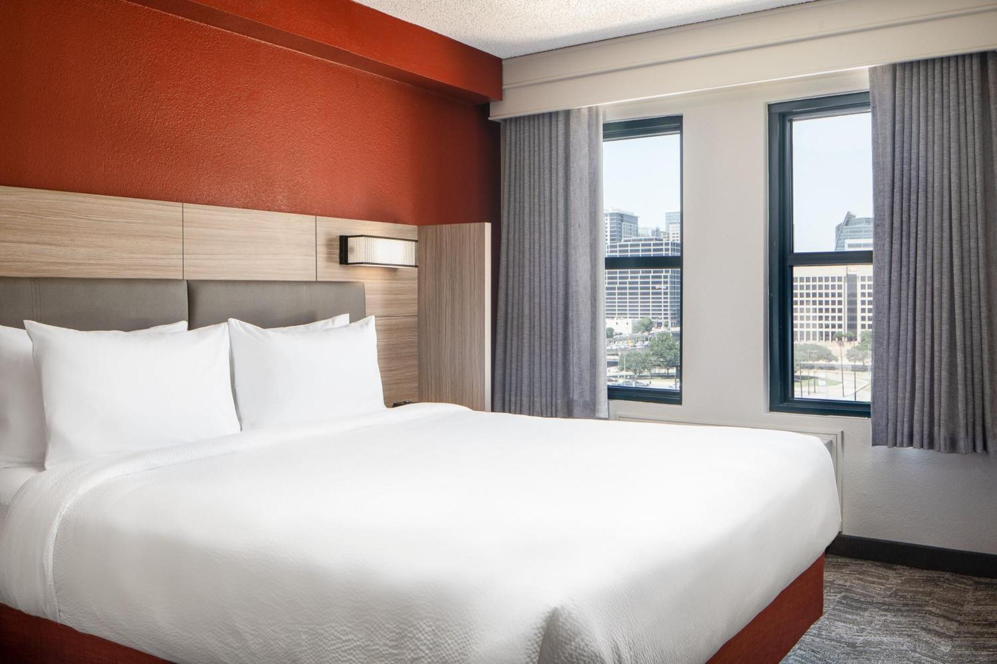 Springhill Suites By Marriott Dallas Downtown / West End Ngoại thất bức ảnh