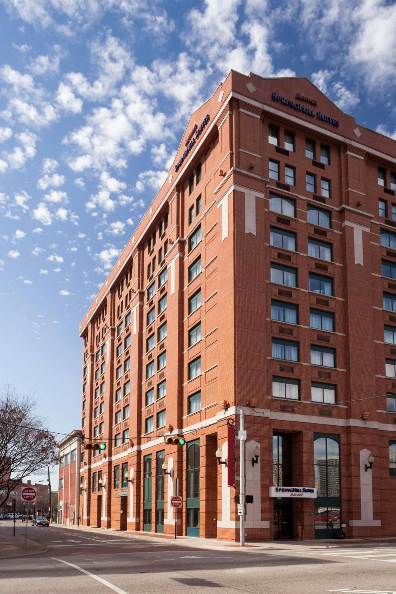 Springhill Suites By Marriott Dallas Downtown / West End Ngoại thất bức ảnh